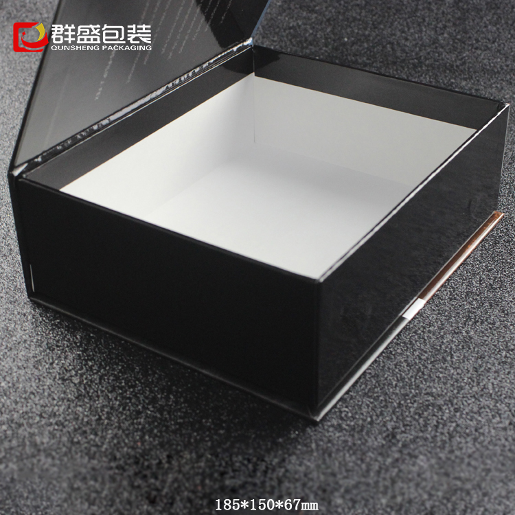 紙質(zhì)禮品盒 紙質(zhì)禮品盒
